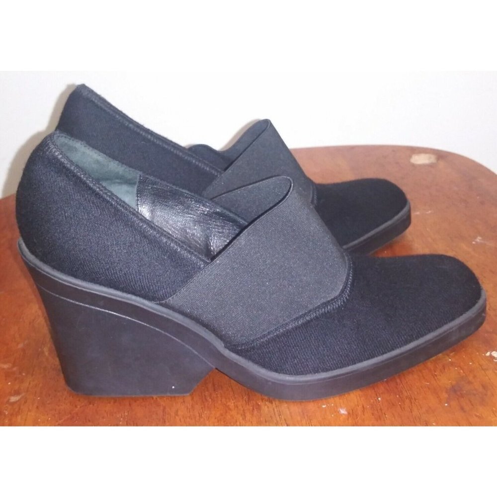 DKNY Donna Karan New York Womens Black Mules/Clogs US 7.5 EUR 38 Heeled textile